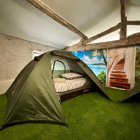 Les Flots De Atypique Avec Vue Barzan