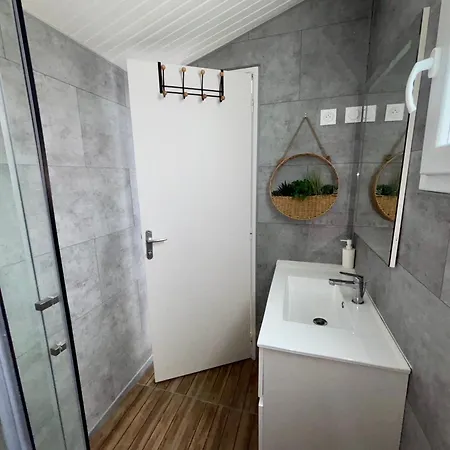 Les Flots De Experience Glamping Insolite Appartement Barzan