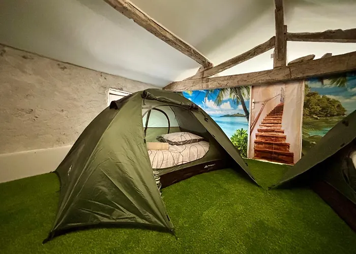 Les Flots De Atypique Avec Vue Barzan